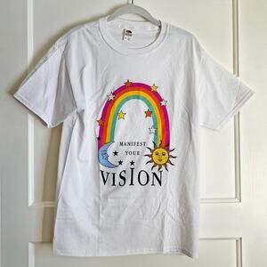 NWOT Unisex "Manifest Your Vision" Graphic Tee